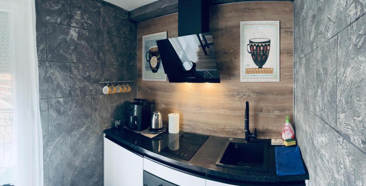 Bubinga Apartamento Kruševac Exterior foto