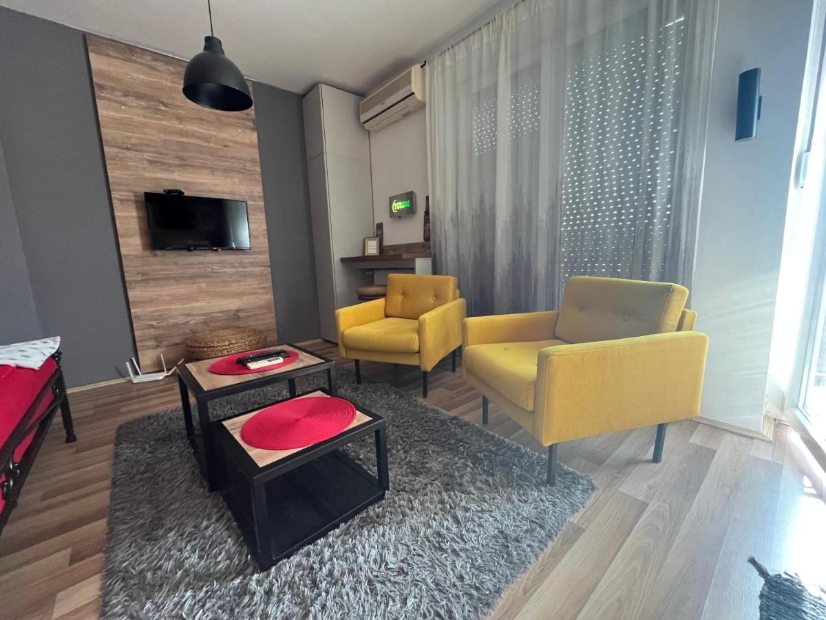 Bubinga Apartamento Kruševac Exterior foto